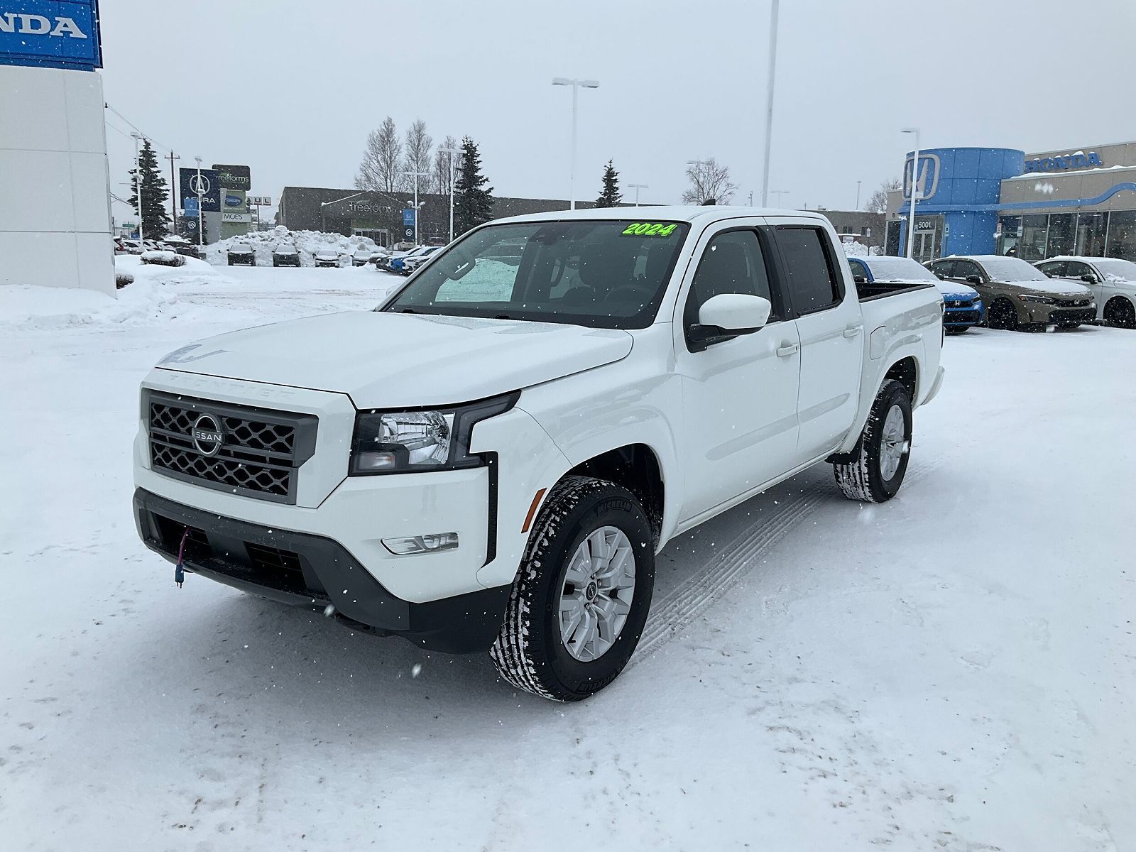 2024 NISSAN Frontier