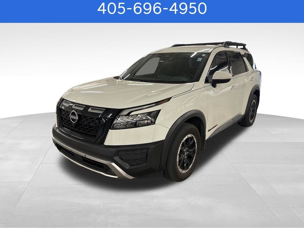 2023 NISSAN Pathfinder
