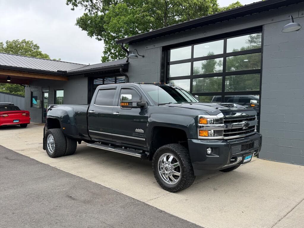 2018 CHEVROLET Silverado