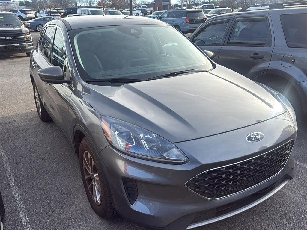 2021 FORD Escape