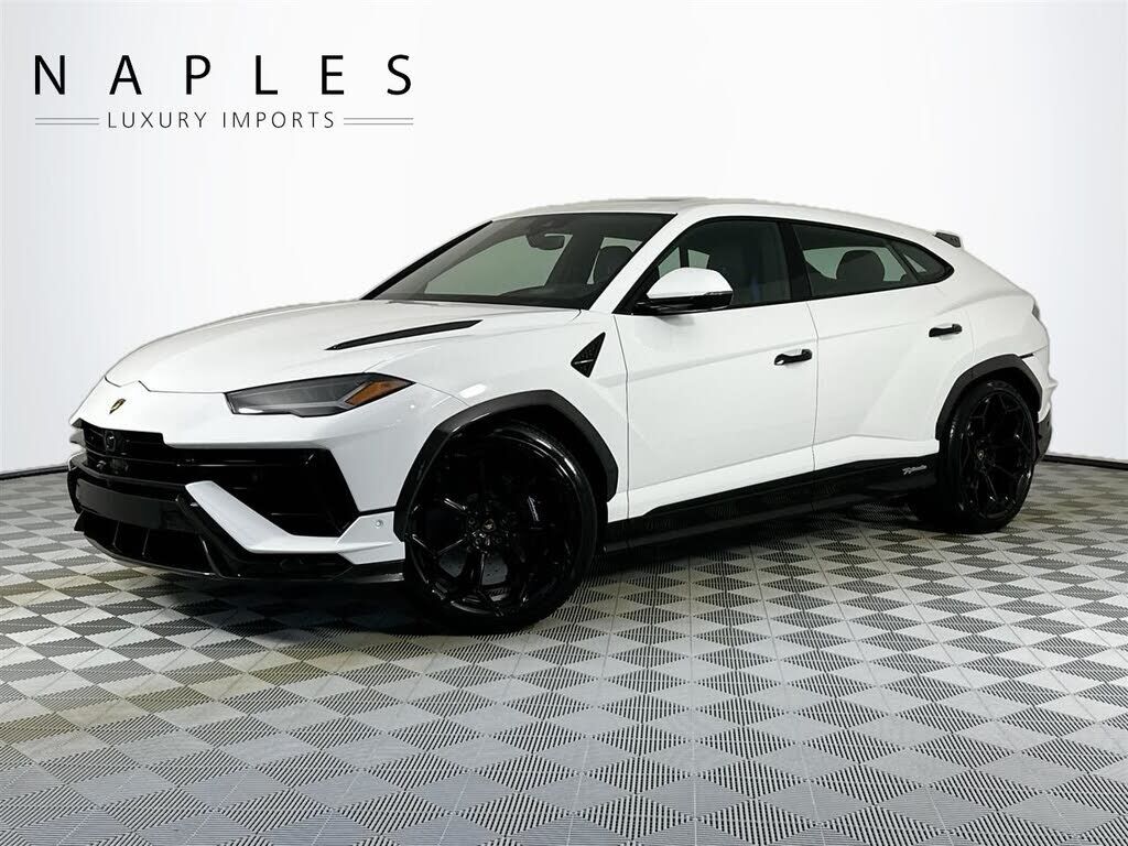 2024 LAMBORGHINI URUS