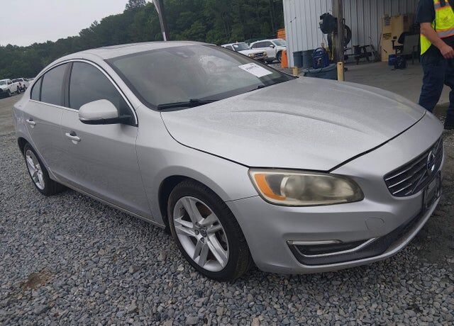 2015 VOLVO S60