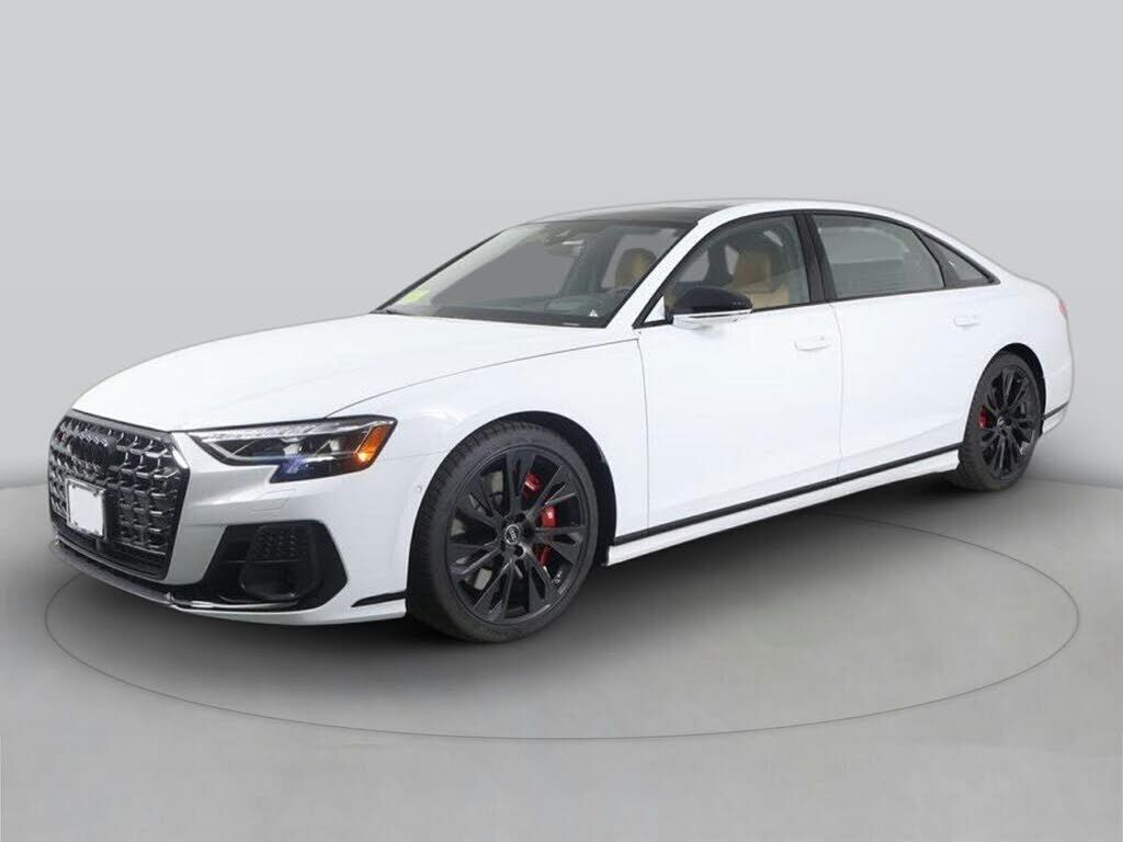 2025 AUDI S8