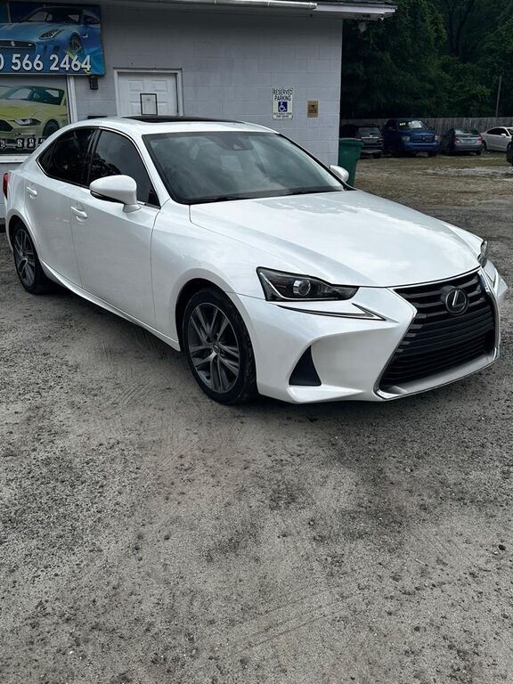 2018 LEXUS IS