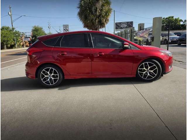 2016 FORD Focus