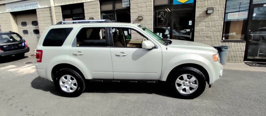 2009 FORD Escape