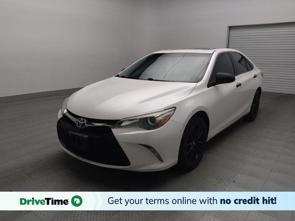 2017 TOYOTA Camry