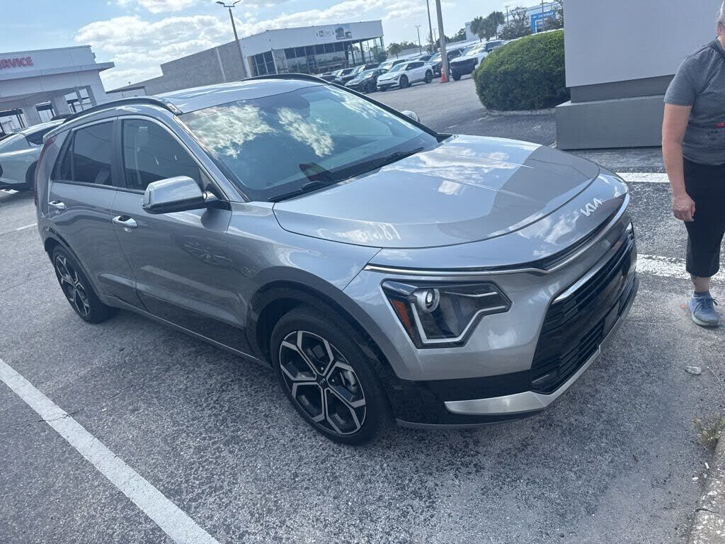 2023 KIA Niro
