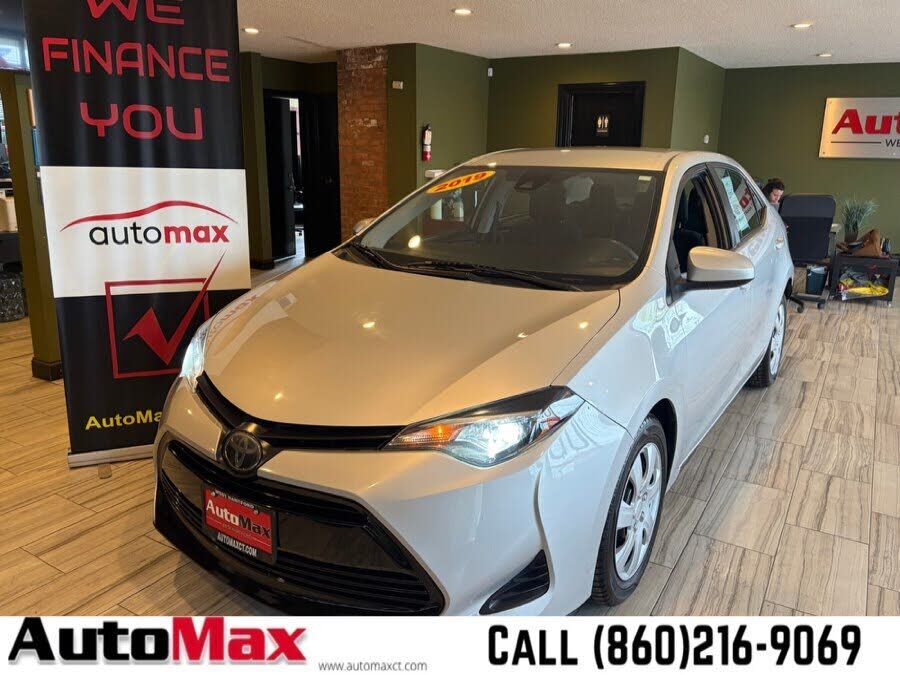 2019 TOYOTA Corolla