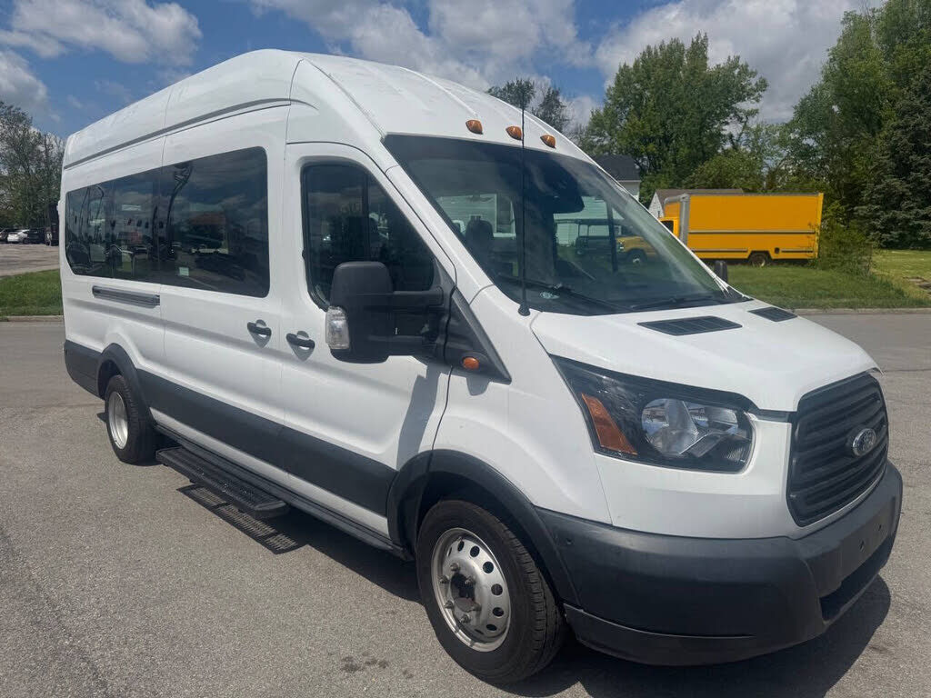 2019 FORD Transit