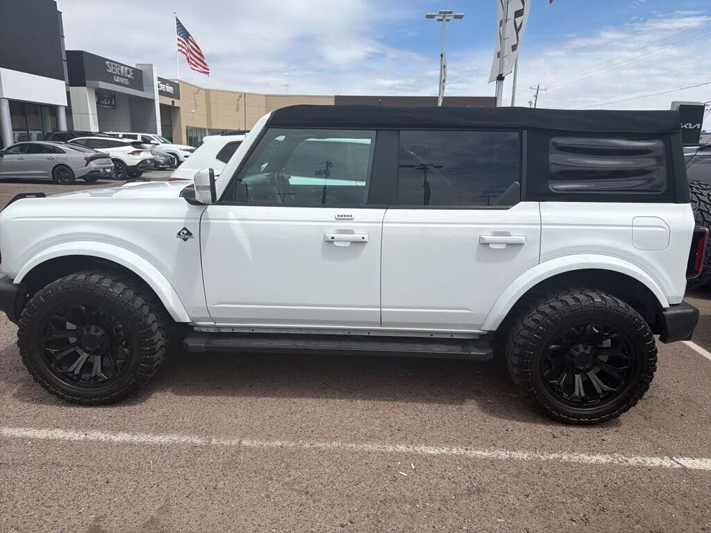 2022 FORD Bronco