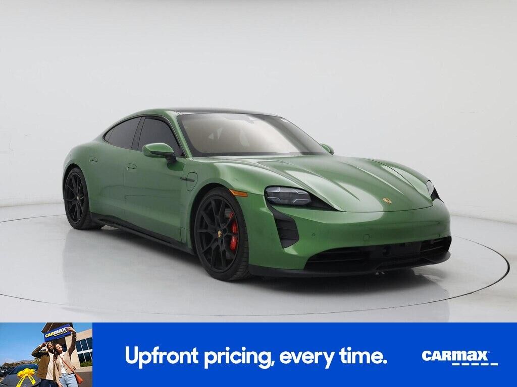 2023 PORSCHE Taycan