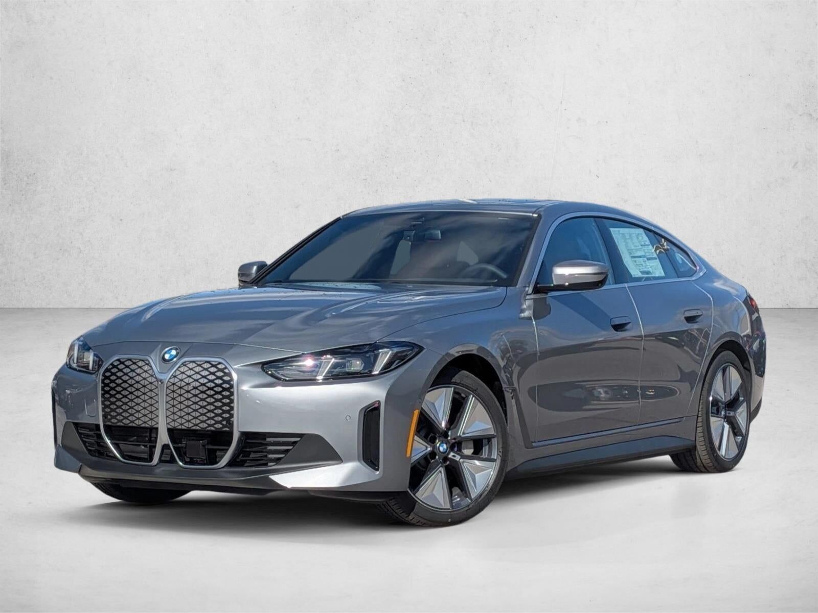 2026 BMW i4
