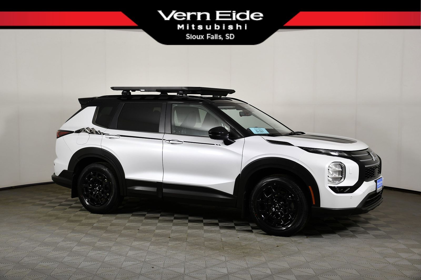 2026 MITSUBISHI Outlander