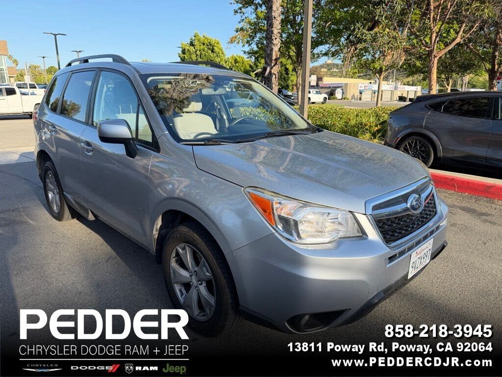 2016 SUBARU Forester