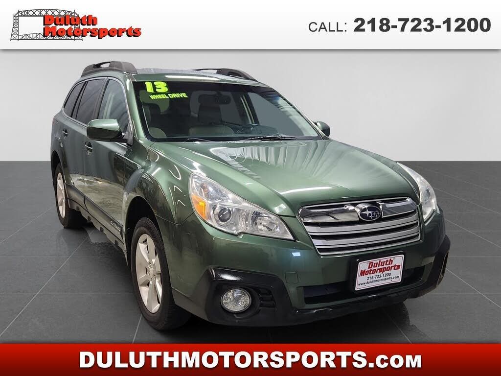 2013 SUBARU Outback