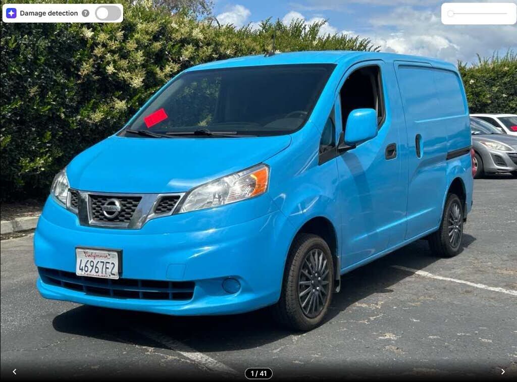 2017 NISSAN NV200