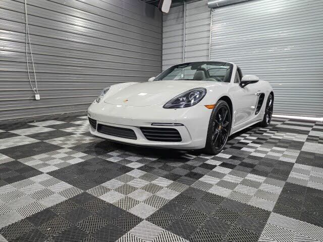 2023 PORSCHE 718