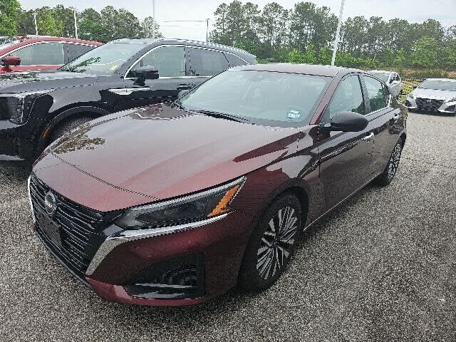 2024 NISSAN Altima
