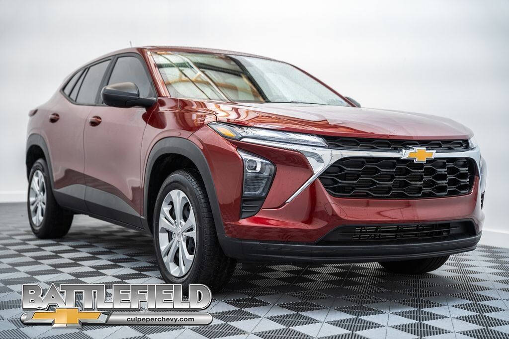2025 CHEVROLET Trax