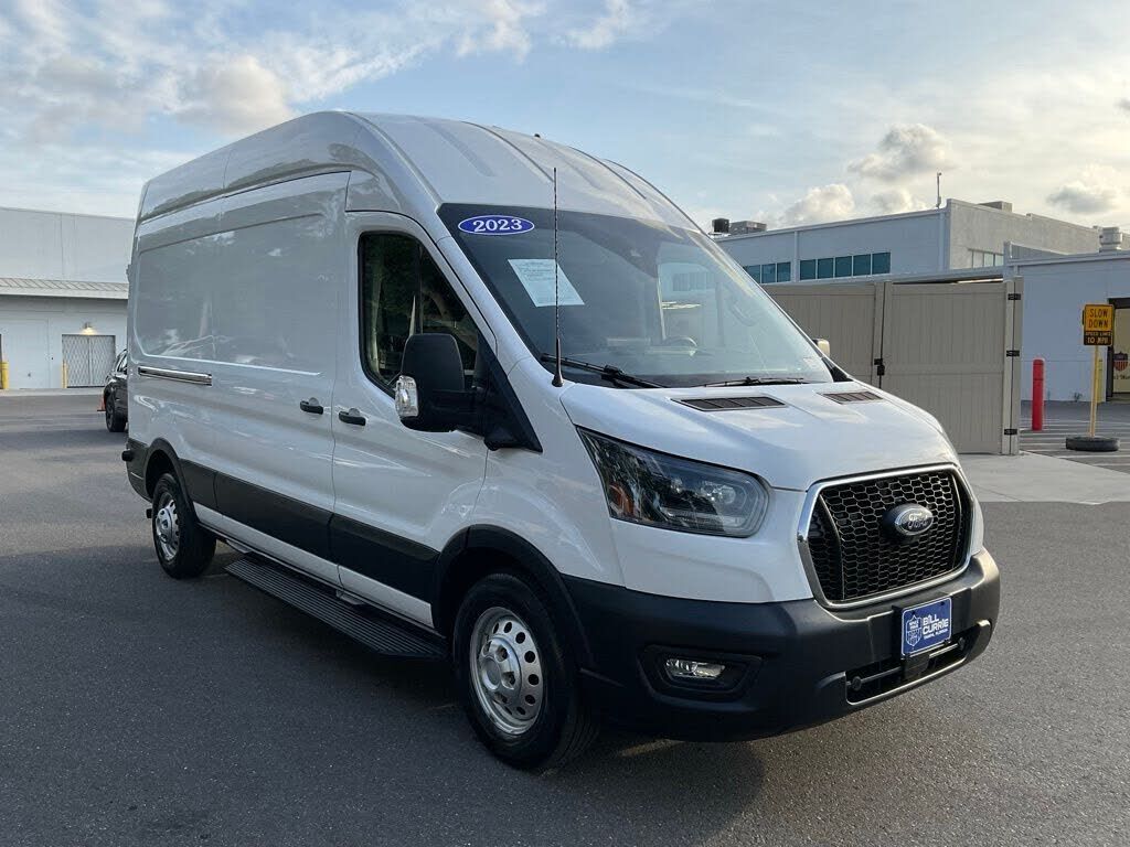 2023 FORD Transit