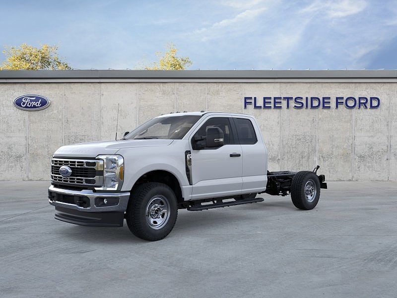 2025 FORD F-350