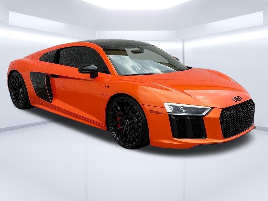 2018 AUDI R8
