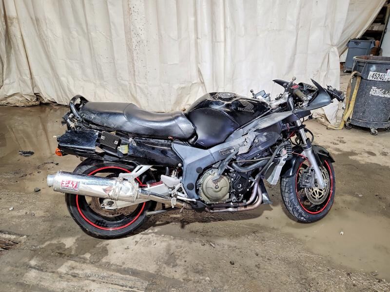2003 HONDA CB