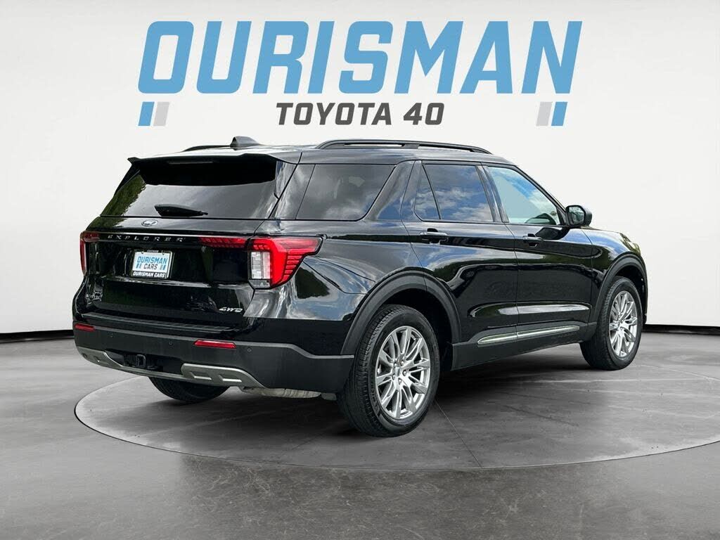 2025 FORD Explorer