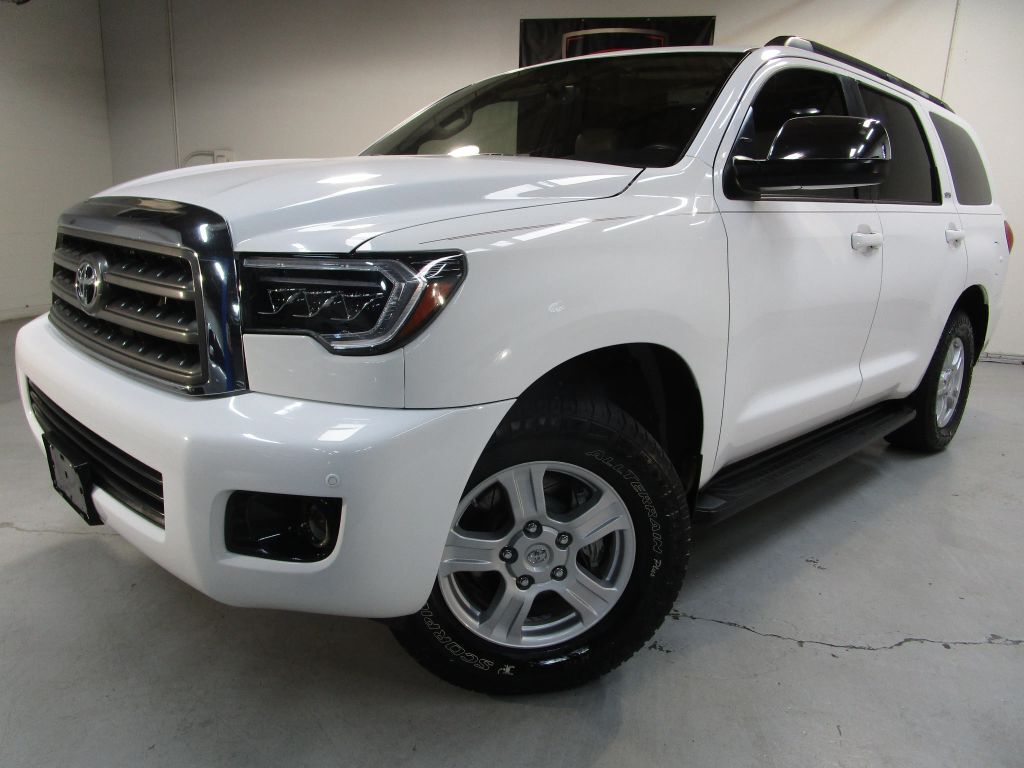 2016 TOYOTA Sequoia
