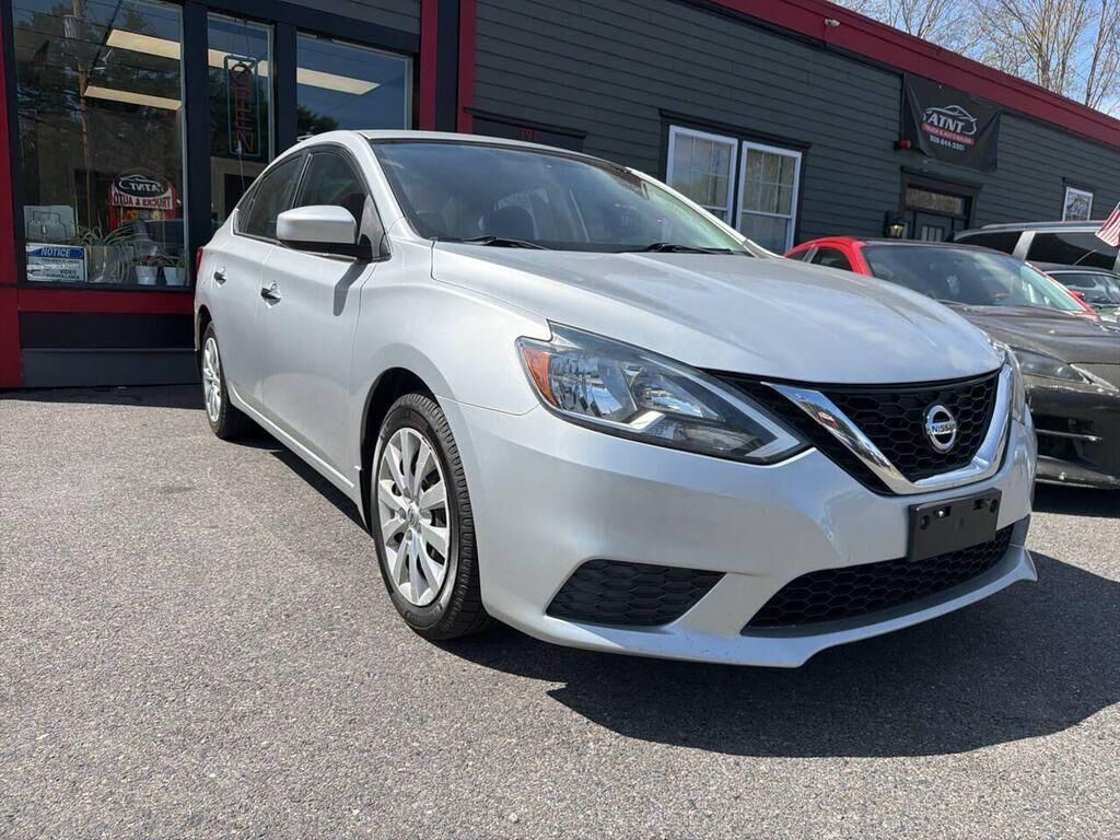 2016 NISSAN Sentra