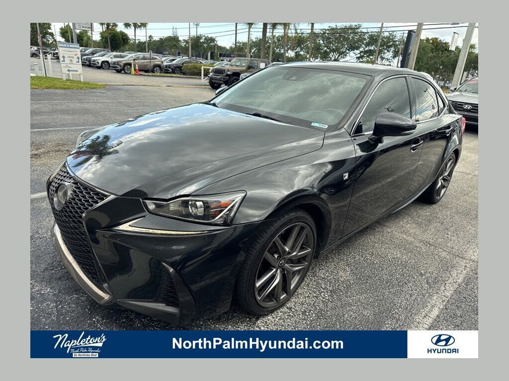 2019 LEXUS IS
