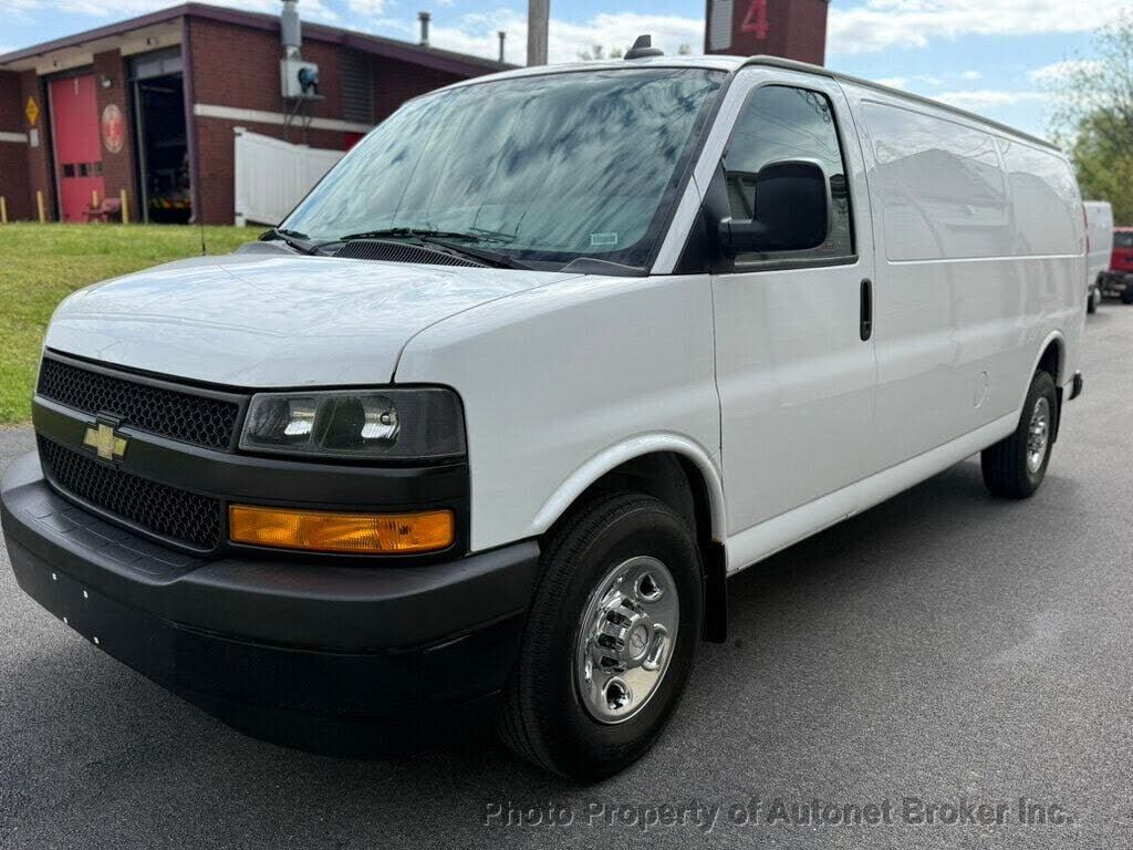 2018 CHEVROLET Express