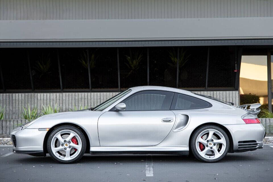 2003 PORSCHE 911