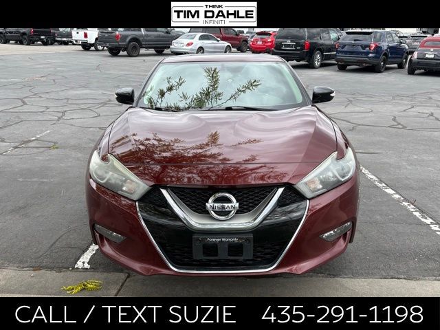2017 NISSAN Maxima