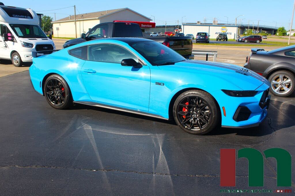 2024 FORD Mustang