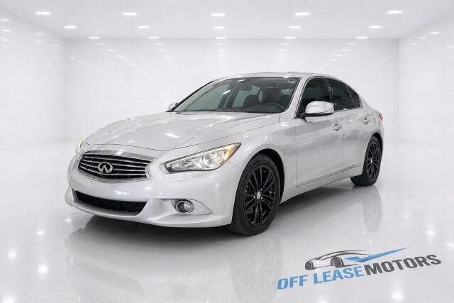 2015 INFINITI Q40