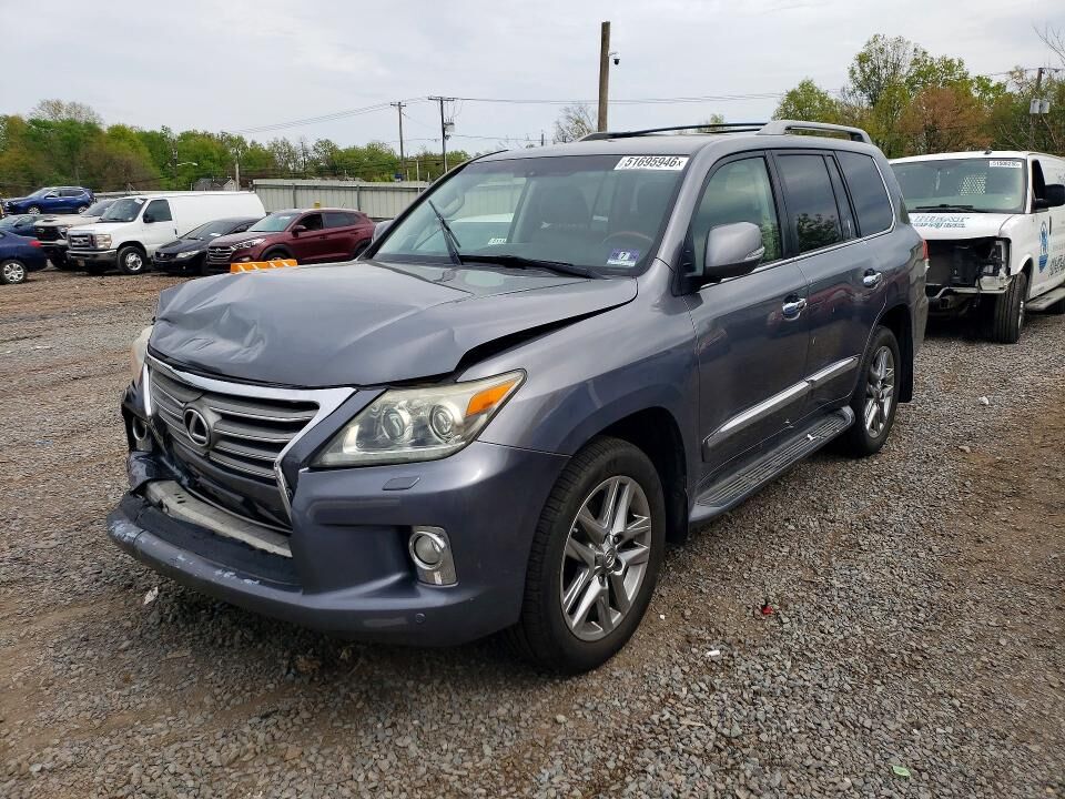 2013 LEXUS LX
