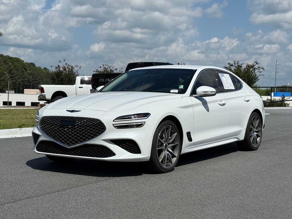 2025 GENESIS G70