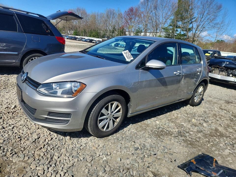 2016 VOLKSWAGEN Golf