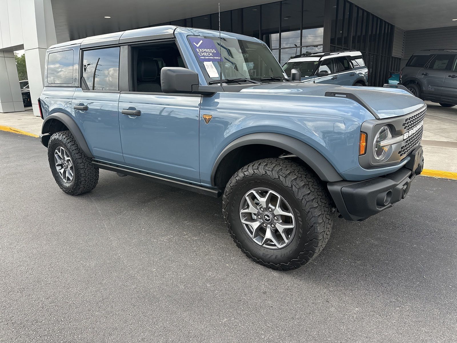 2025 FORD Bronco