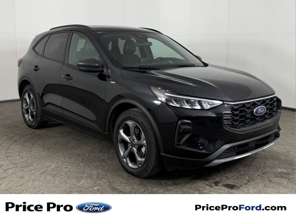2025 FORD Escape