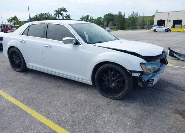 2014 CHRYSLER 300