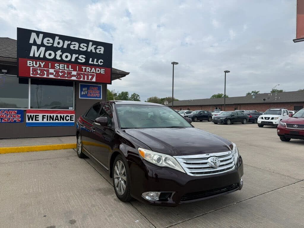 2011 TOYOTA Avalon