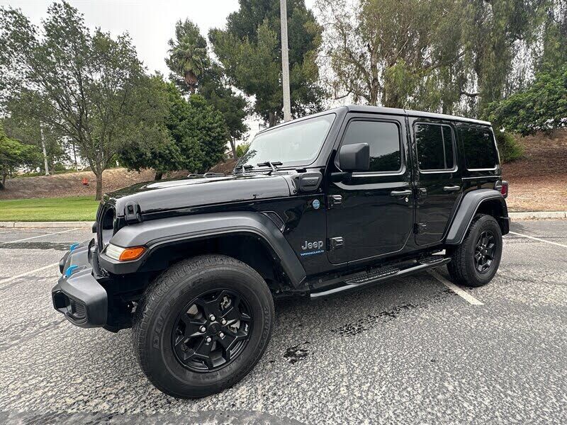 2023 JEEP Wrangler