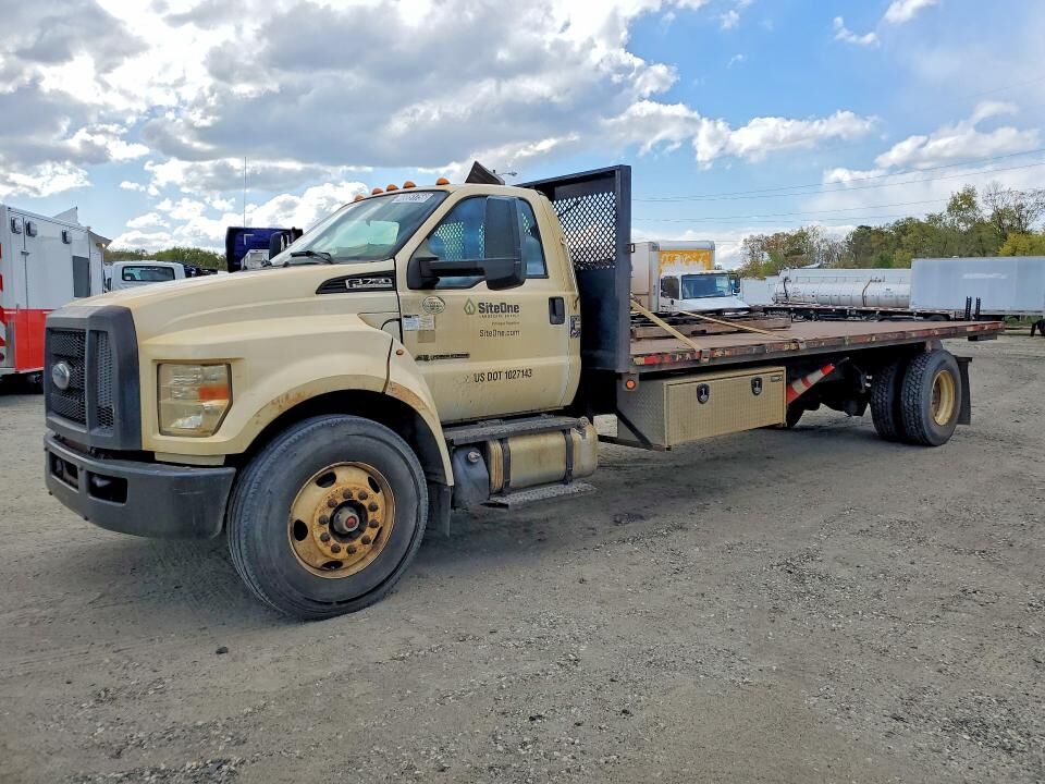 2018 FORD F-750