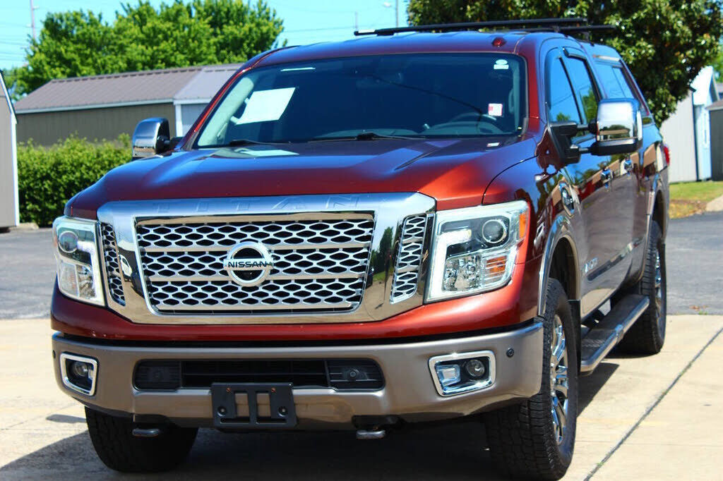 2016 NISSAN Titan