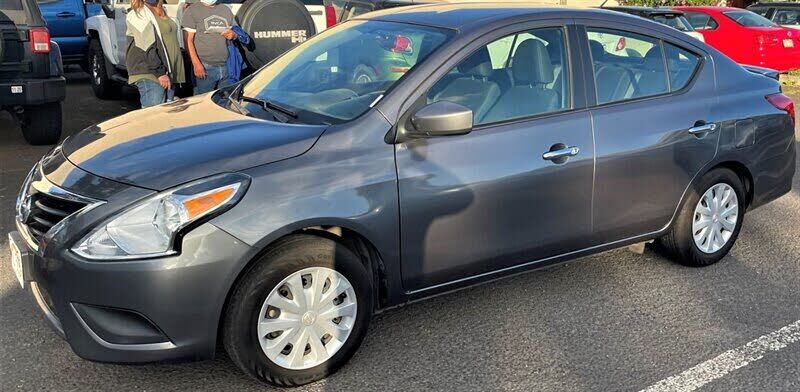 2019 NISSAN Versa