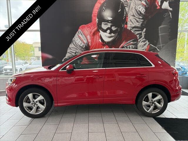 2022 Audi Q3
