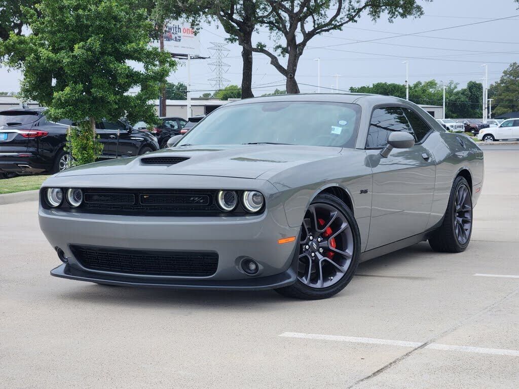 2023 DODGE Challenger